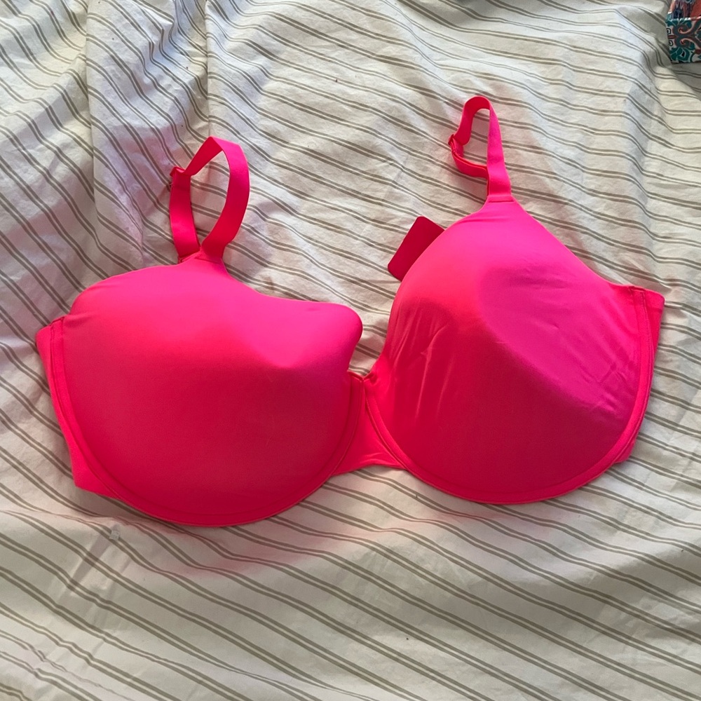 SKIMS Women's Fits Everybody T-Shirt Demi Bra Neon Pink Size 42DDDD